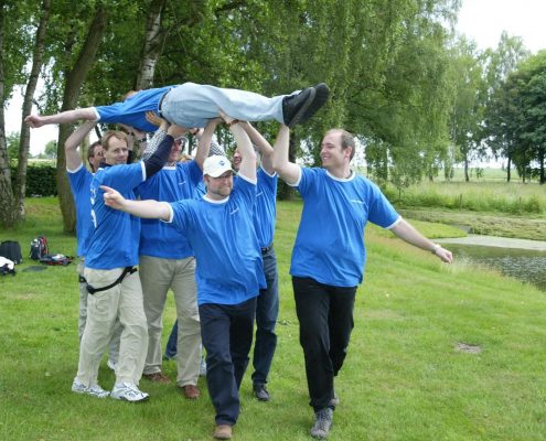 Teambildungsmaßnahmen in der Naturerlebnisschule