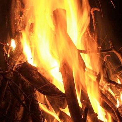 Feuer in der NaturTrainer-Ausbildung